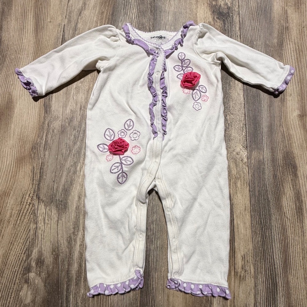 Cottagecore Babies R Us Sleeper White Purple Ruffle Floral Rosette Playwear